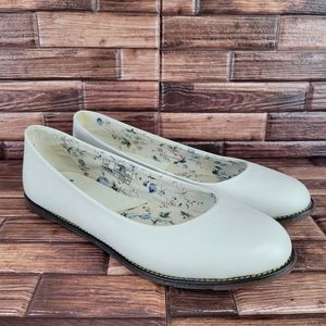 Dr. Martens Marie Flats Size 9